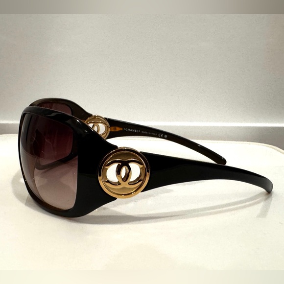 Chanel 6023 9934/13 Sunglasses, Dark Brown w/Gold CC Logo, gradient lenses, Case - Picture 2 of 9